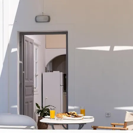 Red Harmony Modestos *