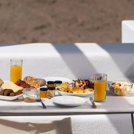 דירה Red Harmony Modestos *