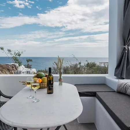 Red Harmony Modestos דירה