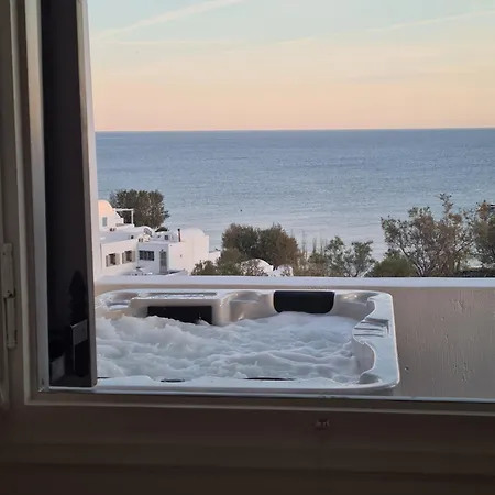 Red Harmony Modestos * Akrotírion