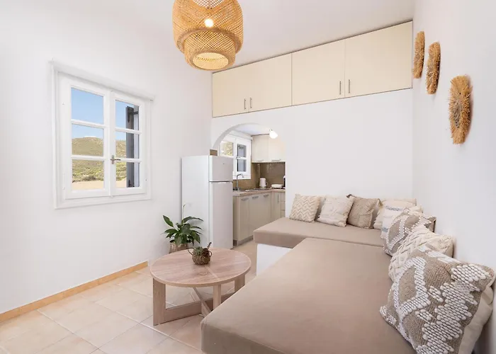 Red Harmony Modestos Akrotírion