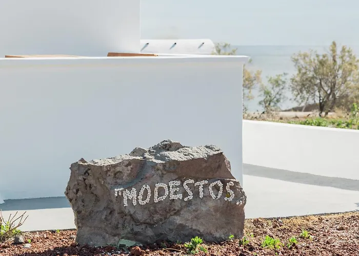 Red Harmony Modestos Lejlighed