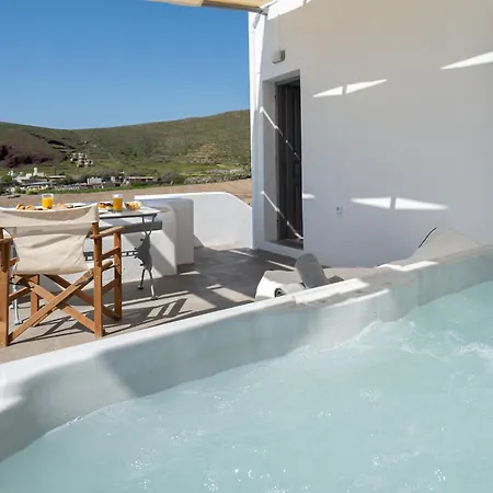 Red Harmony Modestos