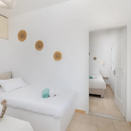 Red Harmony Modestos Appartement