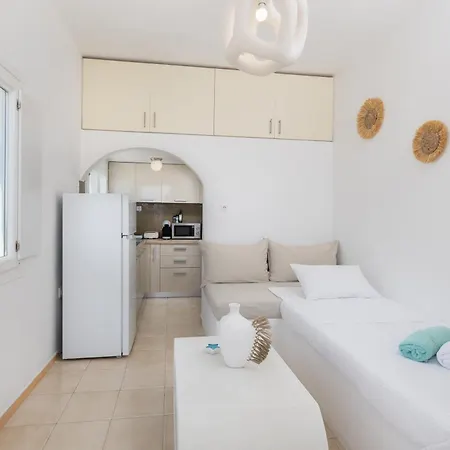 Red Harmony Modestos Appartement